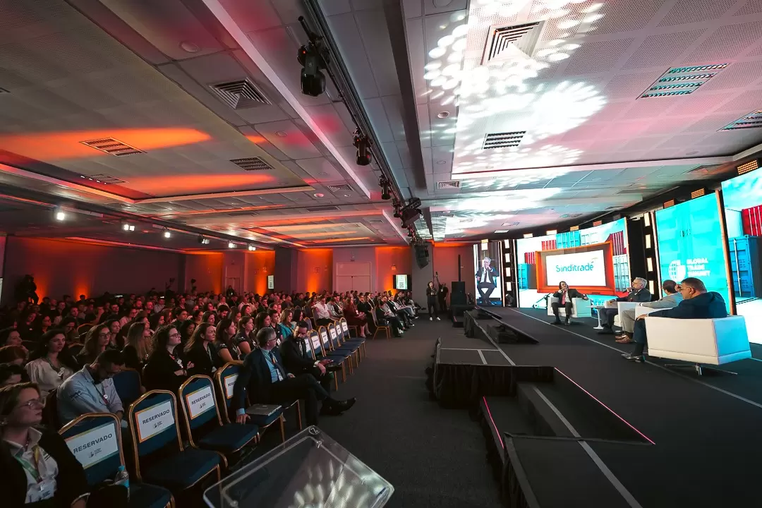 Global Trade Summit 2025 encerra com debates estratégicos, inovação e foco no futuro do comércio exterior