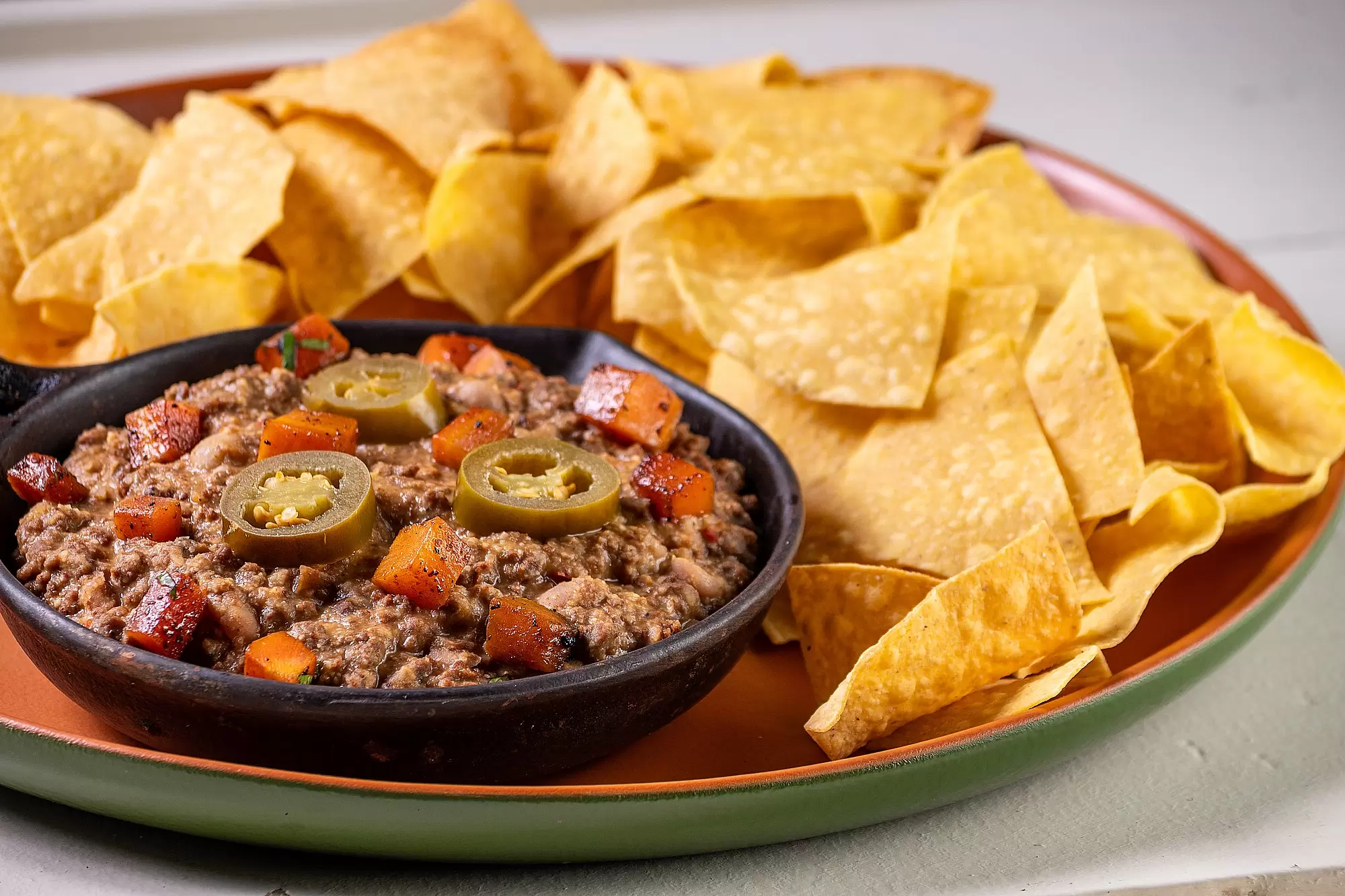 Molhos e pratos tradicionais mexicanos ganham versões veganas e vegetarianas na Beira-Mar Norte