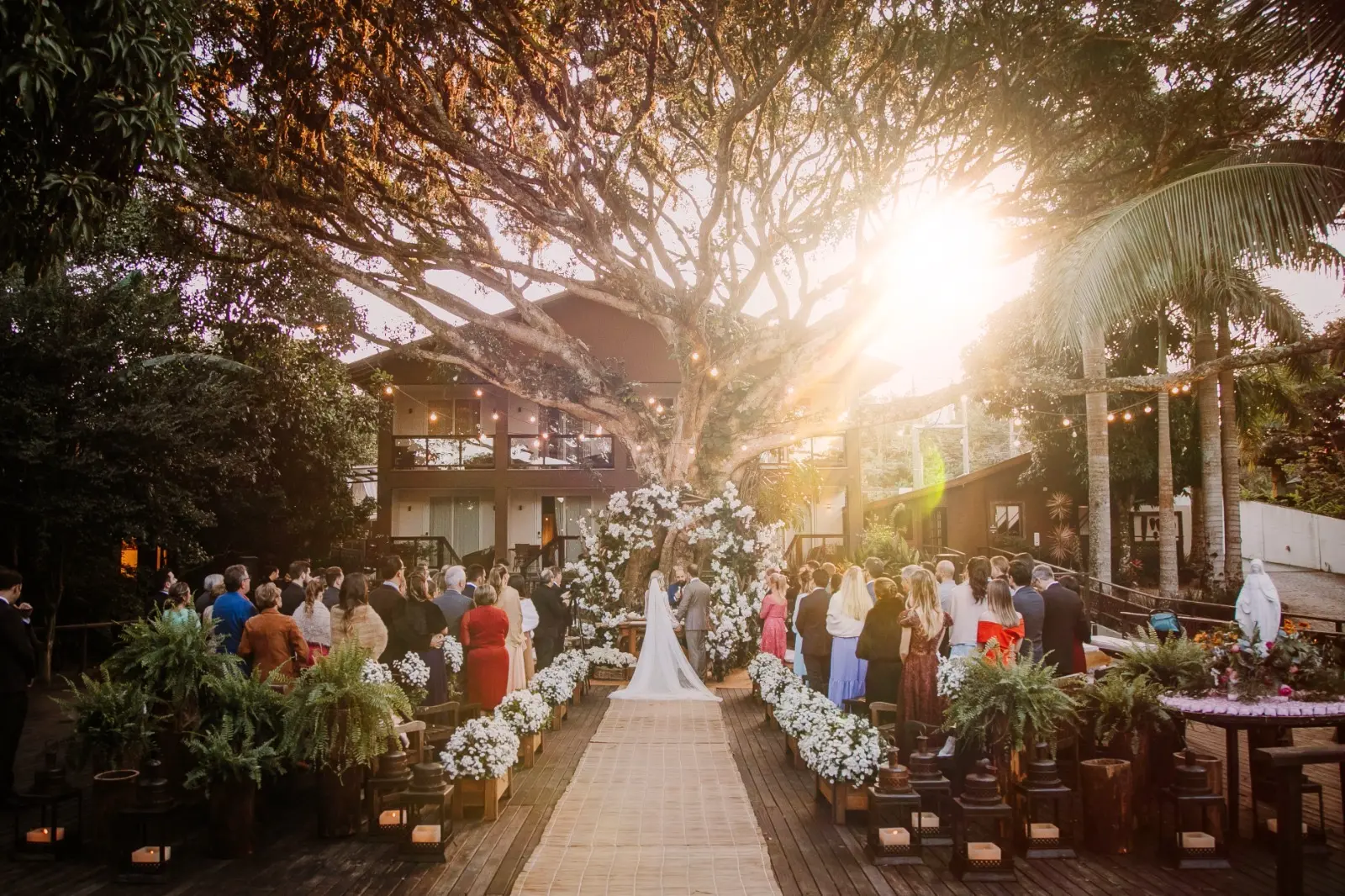 Tendência ‘Midweek Wedding’: Pousada Estaleiro Guest House redefine o luxo em casamentos durante a semana em Balneário Camboriú
