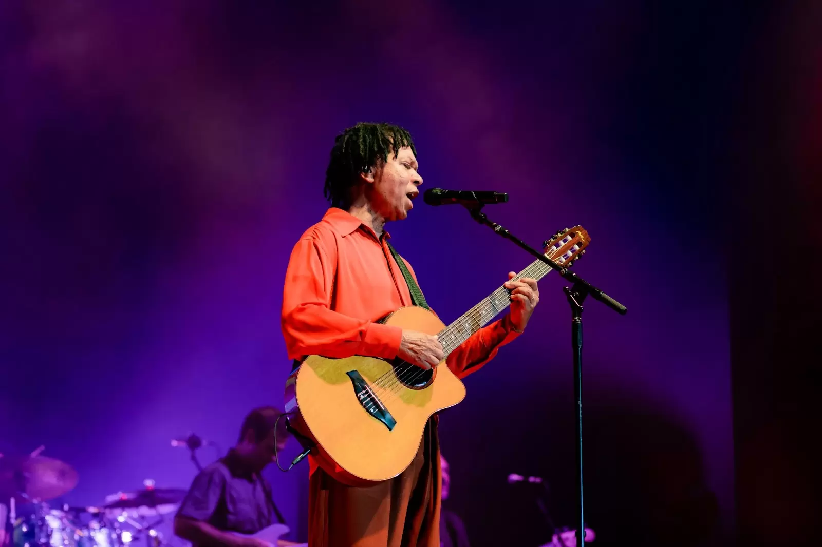 Djavan volta à Grande Florianópolis para apresentar a turnê ‘D’ em show na Arena Opus