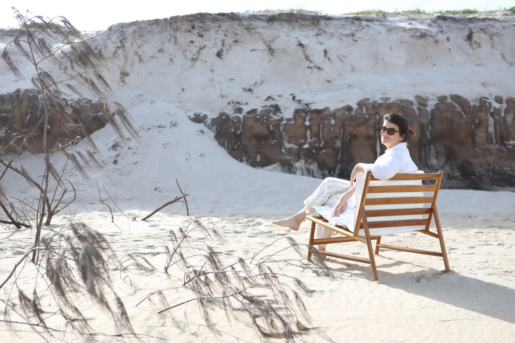 Pra Perto do Sol: Juliana Pippi assina para DonaFlor coleção de mobiliário em homenagem à Florianópolis