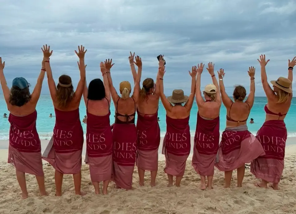 Ladies ao Mar