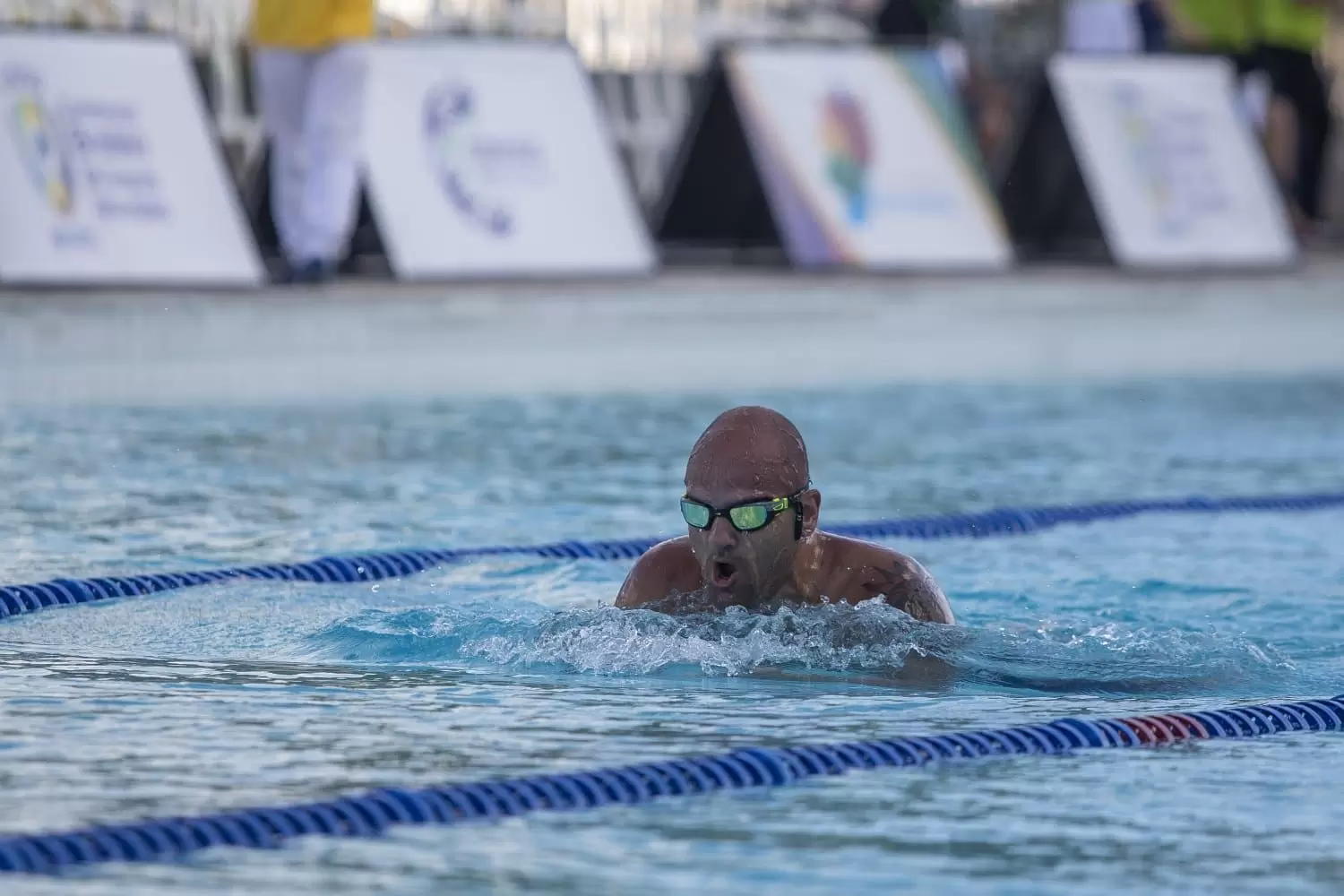 Aluno da Estácio busca vaga para as Paralimpíadas de Paris 2024