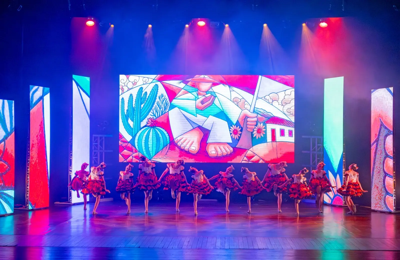 Espetáculo “Feitos de Brasil” lota teatro em Santa Catarina e encanta público com celebração da diversidade cultural