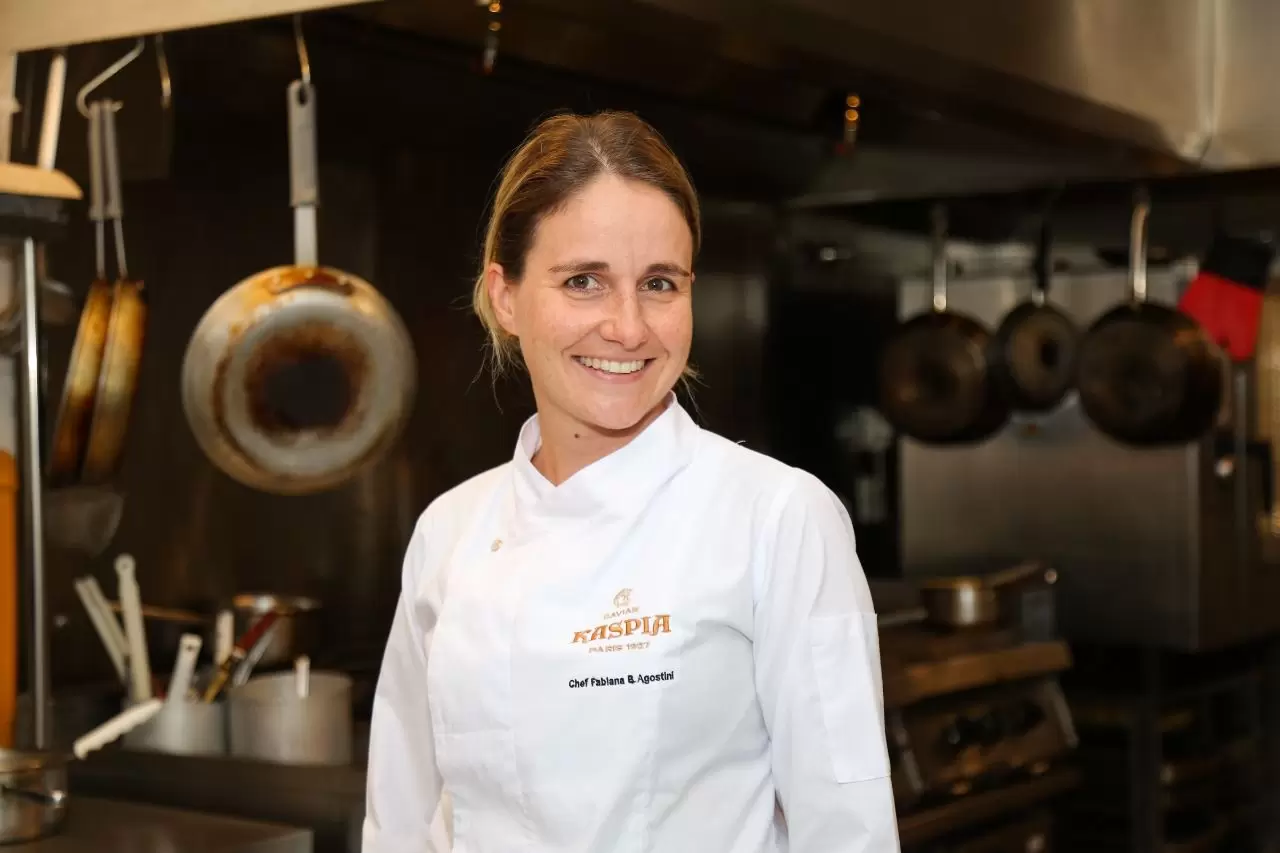 Fabiana Agostini, chef do Kaspia Brasil e do Mia Crudo e Pasta, participa de jantar em Florianópolis