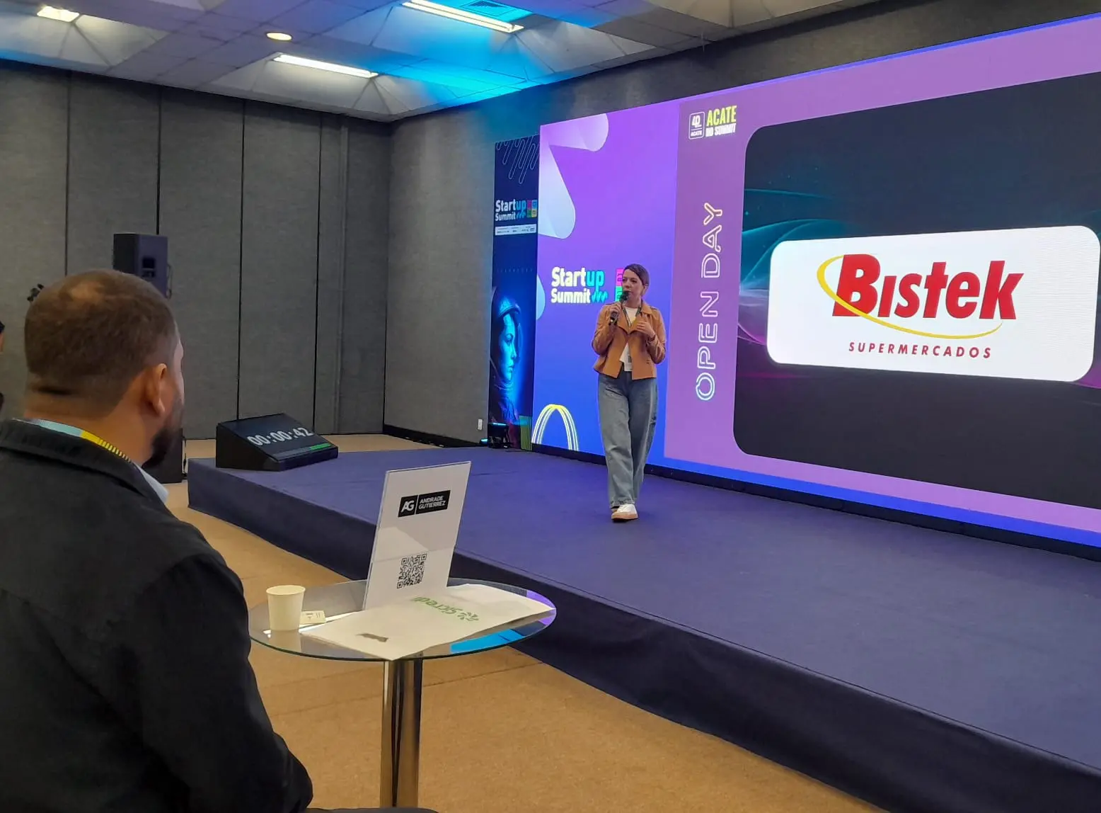 Bistek reforça presença no ecossistema de inovação durante o Startup Summit 2026