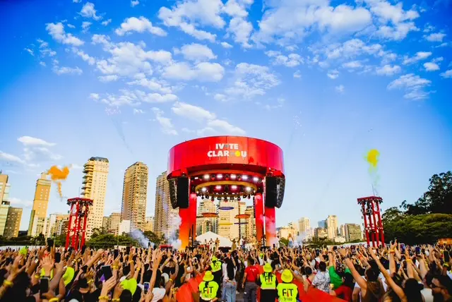 Florianópolis abre a turnê 