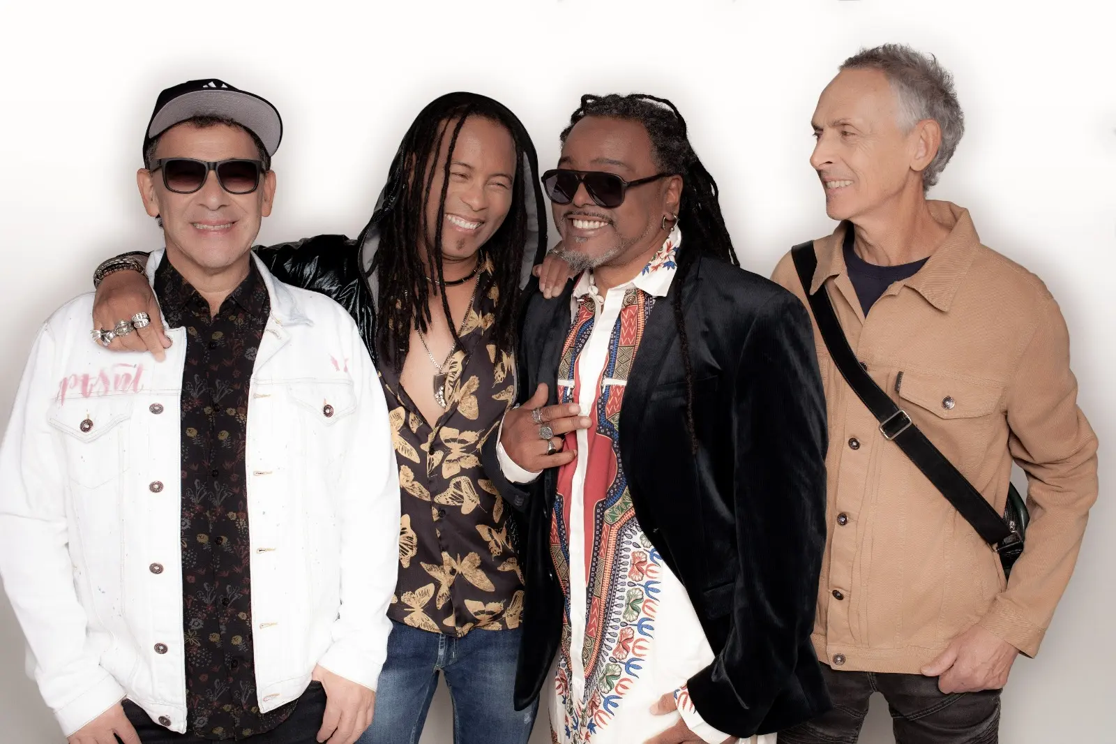 Samuel Rosa e Papas da Língua se apresentam no Stage Music Park neste sábado