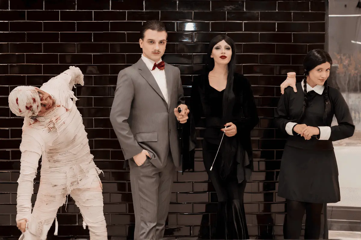 Halloween terá Caça aos Doces com Família Addams no Villa Romana Shopping