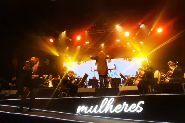 Orquestra Sinfônica de SC toca clássicos do rock em Florianópolis, dia 23 de maio