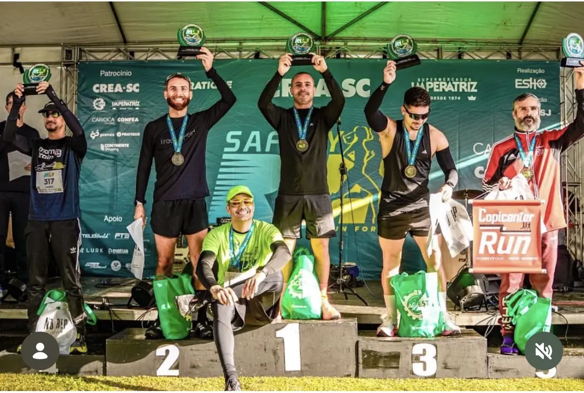 SafetyRun reúne corredores e tem show do Dazaranha na beira-mar do Estreito