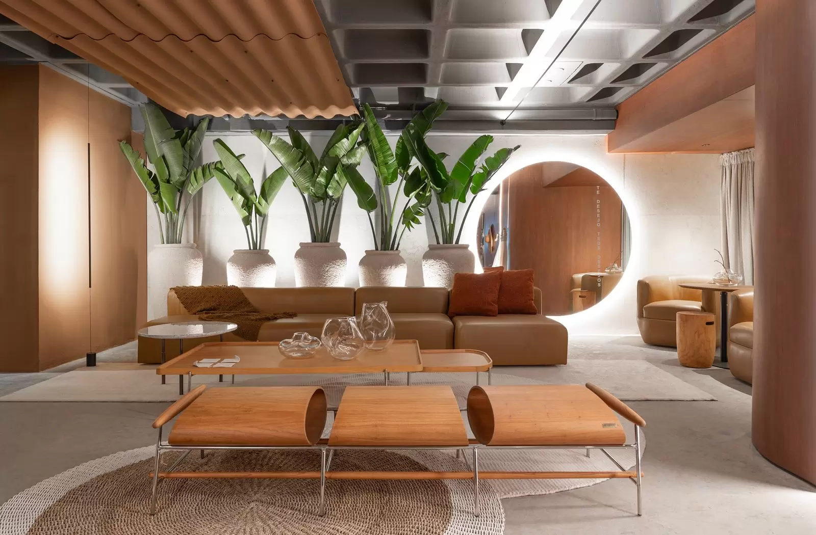 Itapema Lounge é homenagem à cidade em forma de arquitetura e arte