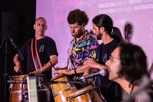 Florianópolis recebe mostra gratuita que celebra a cultura uruguaia com teatro, cinema, arte, gastronomia e música