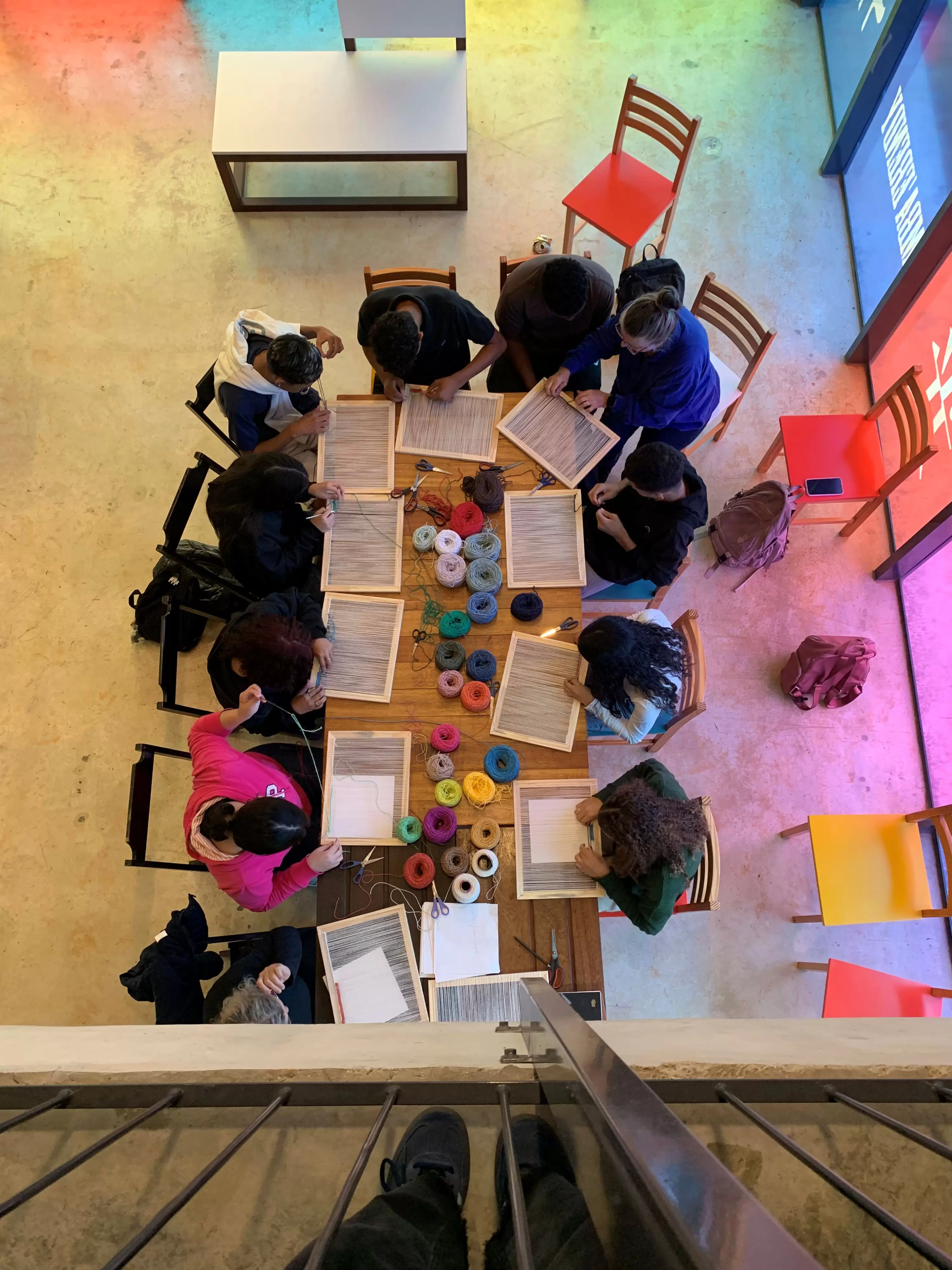 Iniciativa promove iniciação artística à jovens educandos em situação de vulnerabilidade social