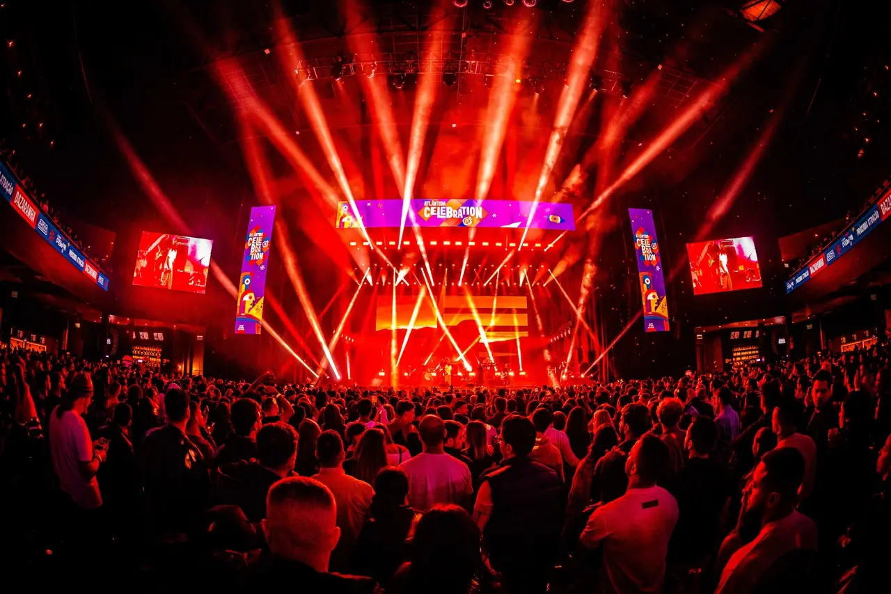 Jota Quest, Marina Sena, Lagum, Vitor Kley e Dazaranha comandam noite histórica, neste sábado, na Arena Opus