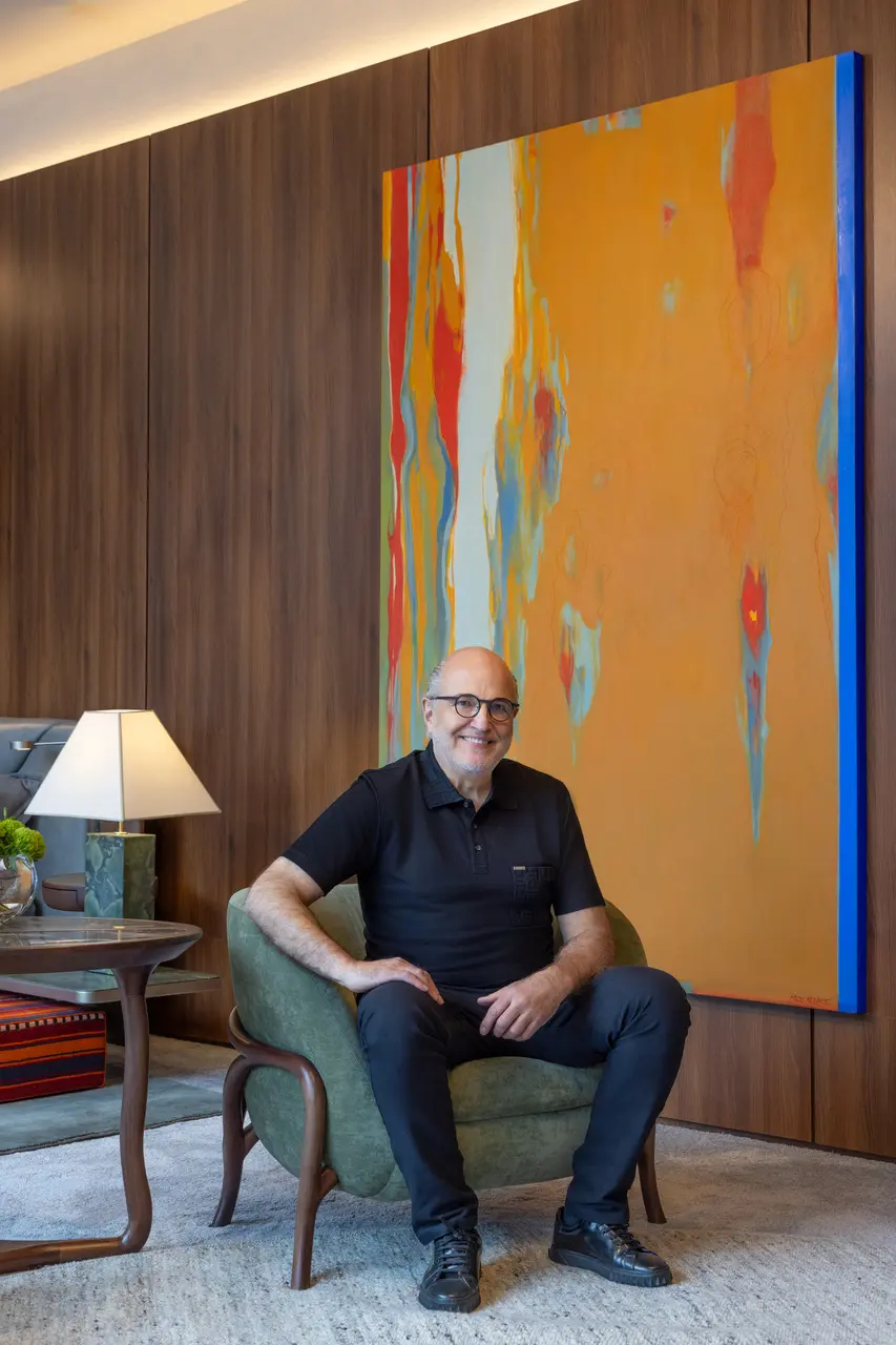 Jayme Bernardo leva sofisticação e design para vitrine principal da Mostra Artefacto Curitiba 2026