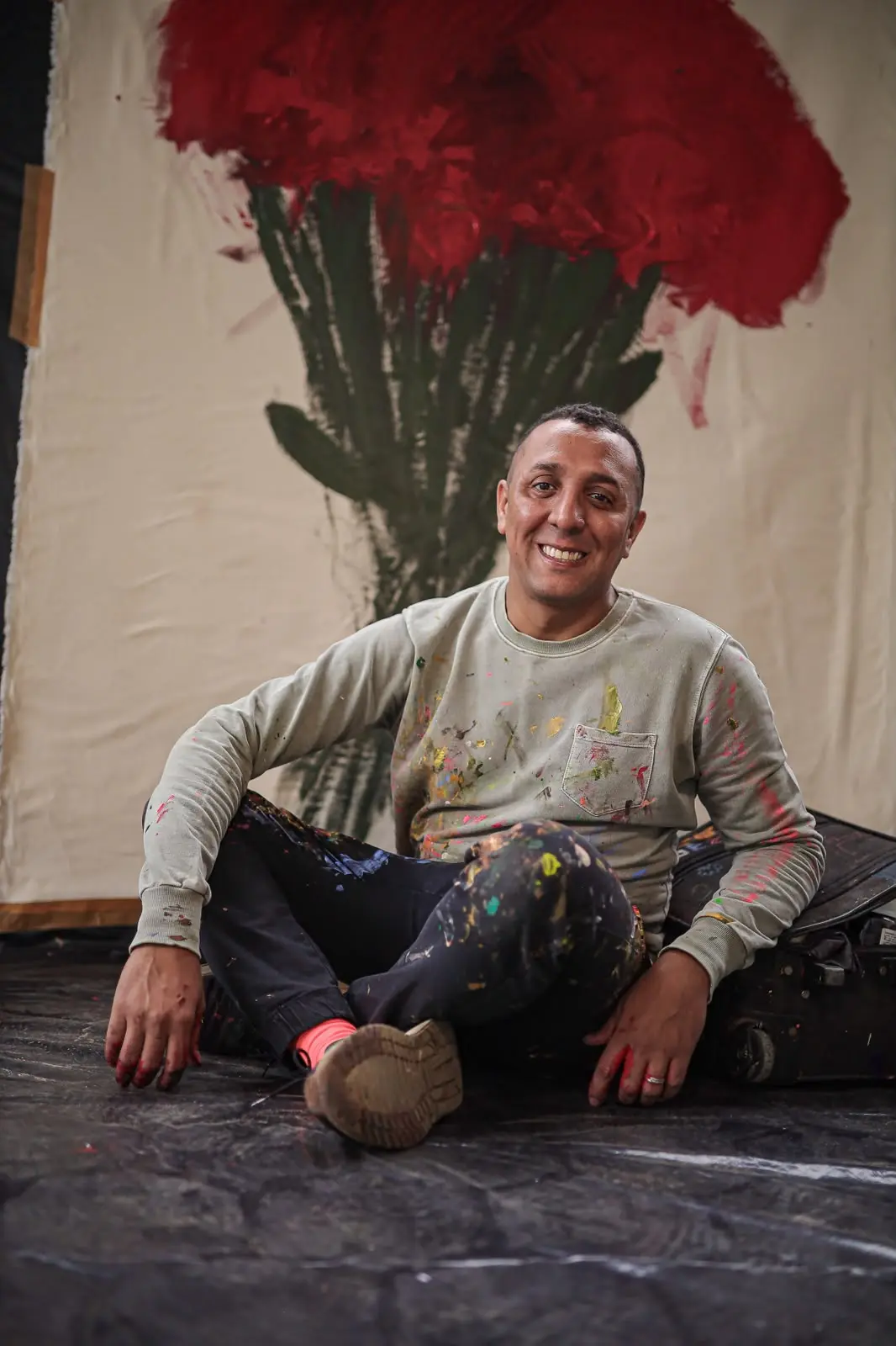 Artista plástico de Itajaí expõe obras em Blumenau