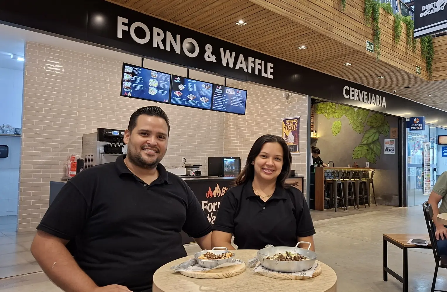 Imigrantes da Venezuela abrem operação gastronômica em Florianópolis