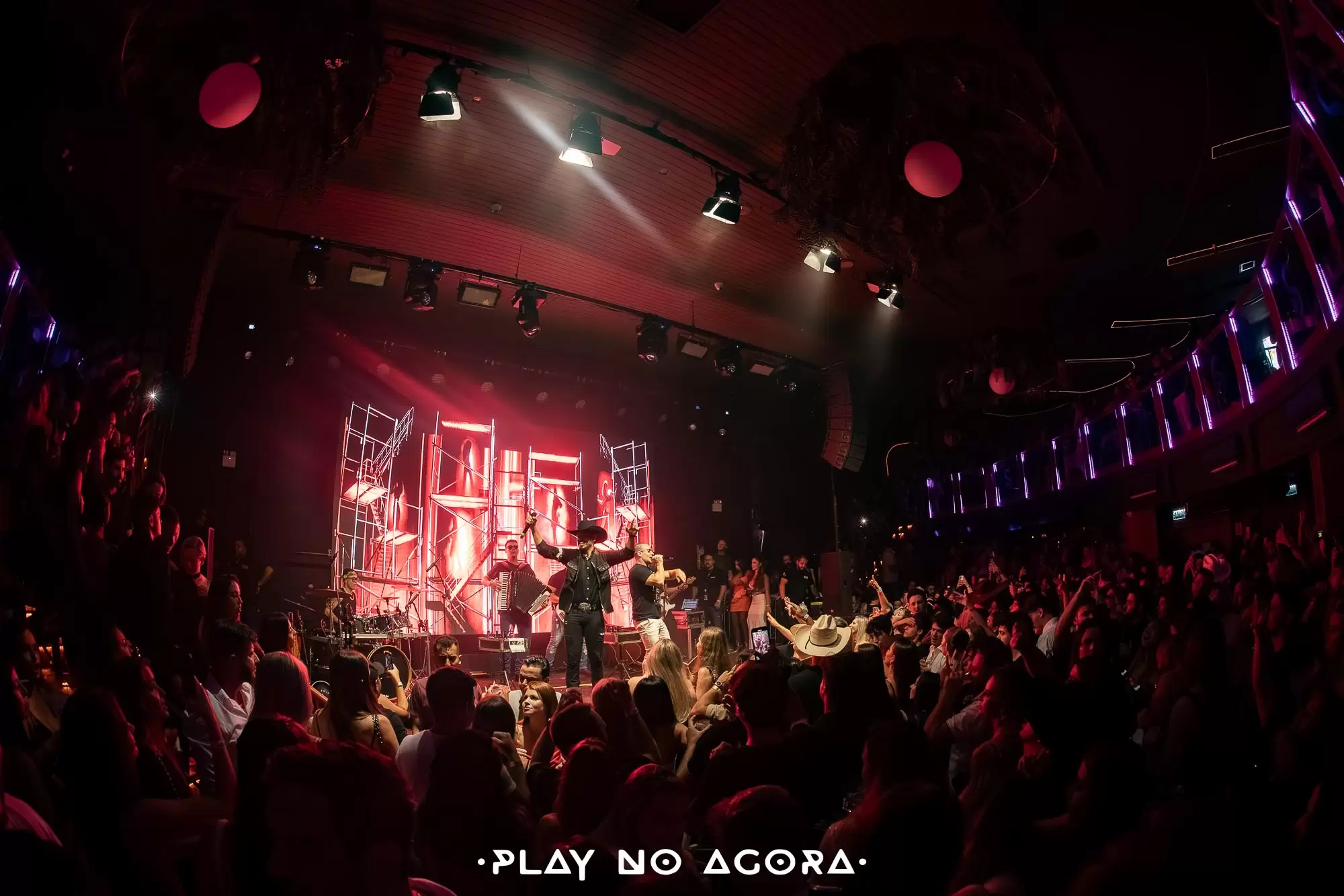 No Dia dos Namorados, a SHED Club faz a Festa dos Solteiros em Balneário Camboriú