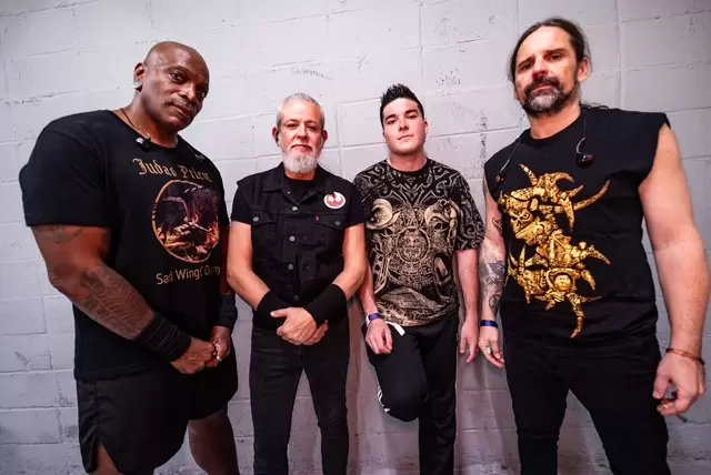 Sepultura se despede dos palcos e faz parada histórica na Arena Opus
