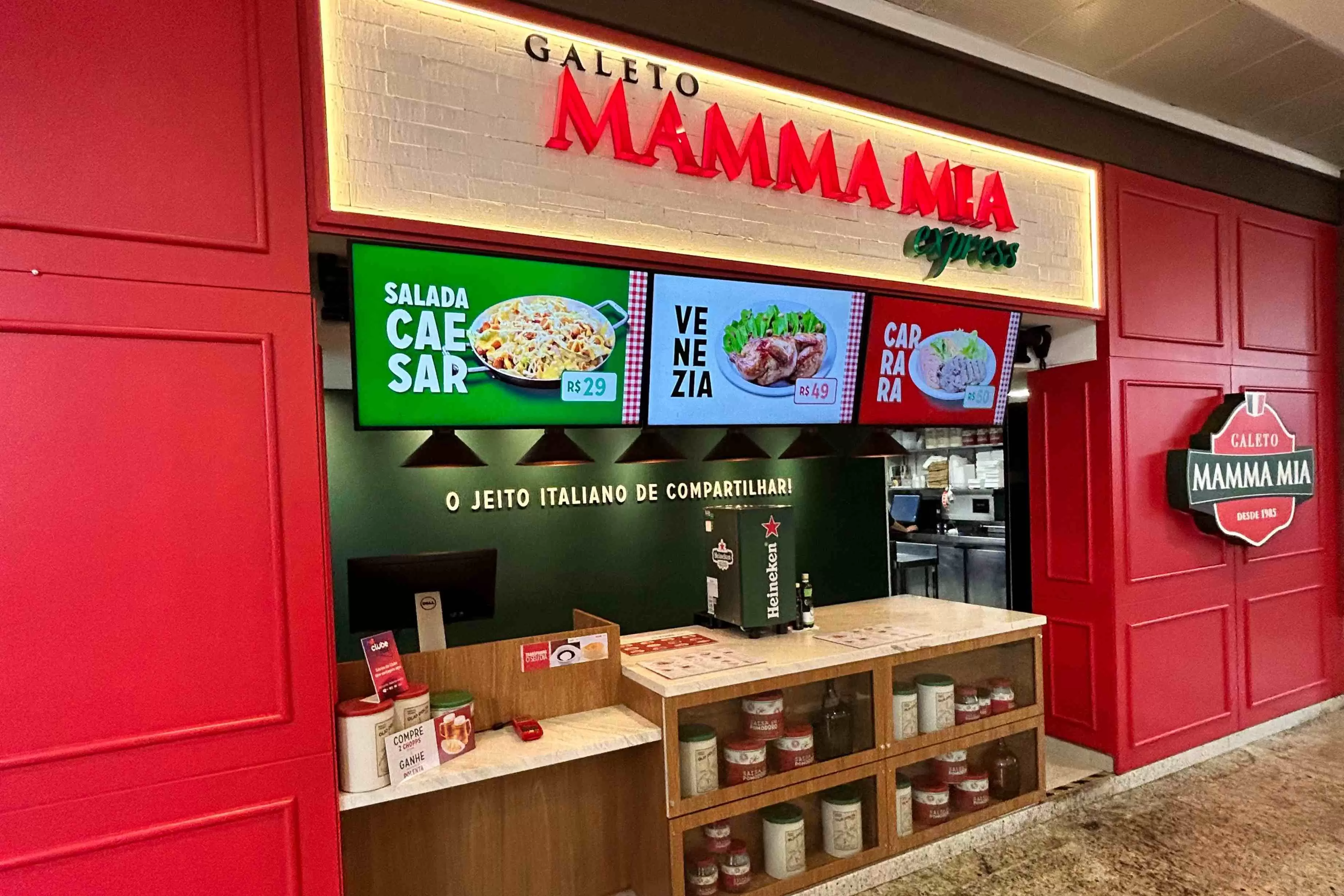 Galeto Mamma Mia fortalece modelo Express na Grande Florianópoli