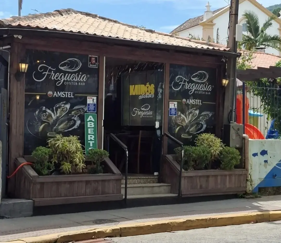 Restaurante Freguesia Bar celebra o Dia Internacional da Mulher, com brinde especial à beira-mar