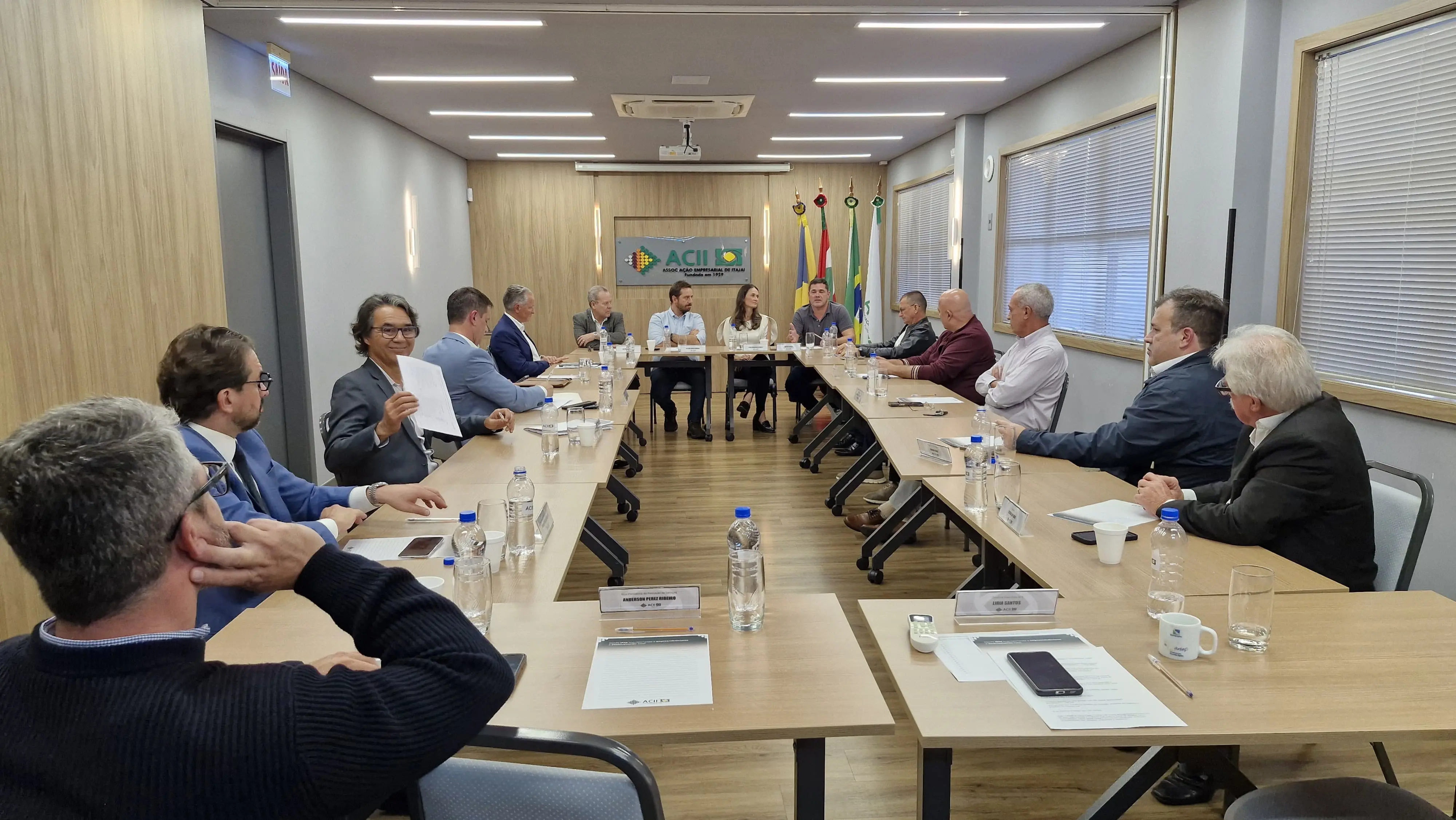 Mobilização liderada pela ACII reúne governo, autoridades e setor produtivo em defesa do Complexo Portuário de Itajaí