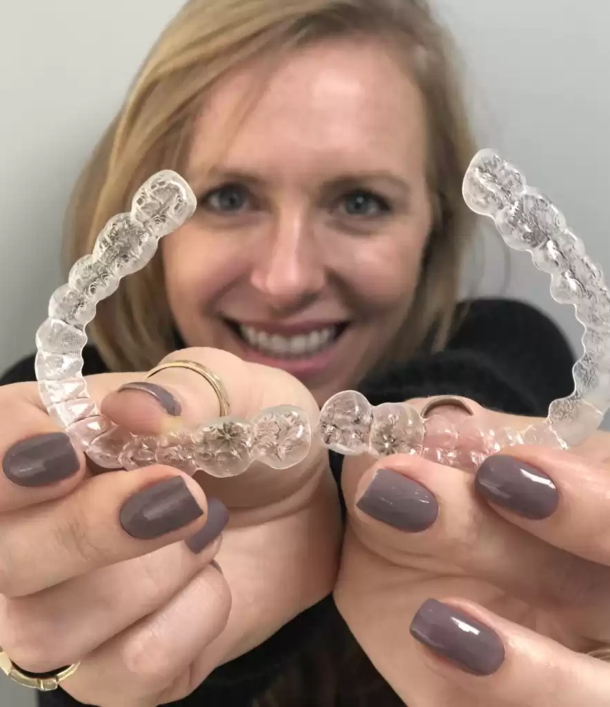 Aparelho Invisalign – saiba mais sobre o tratamento ortodôntico com aparelho transparente e removível 