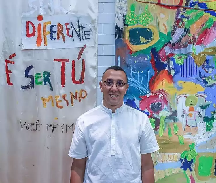 Artista plástico catarinense abre estúdio em Curitiba