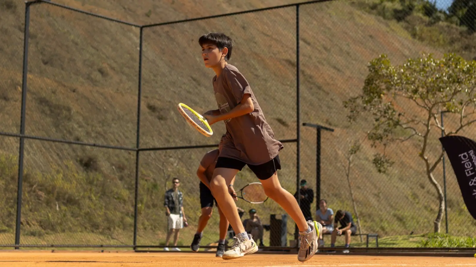 3ª edição do Open de Tênis Kids promove esporte para toda a família no Colinas de  Camboriú