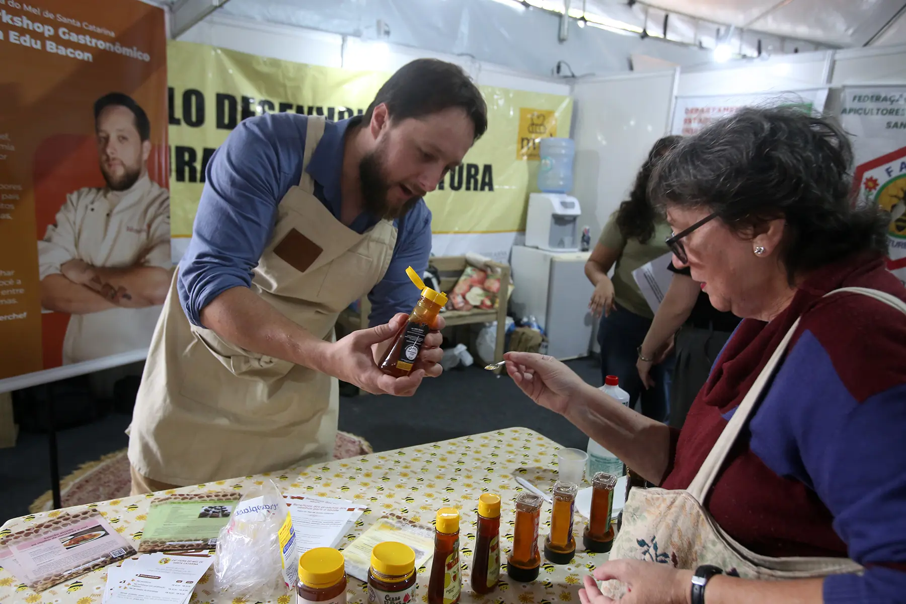 Feira do Mel de Santa Catarina começa nesta semana reunindo produtores de todo estado