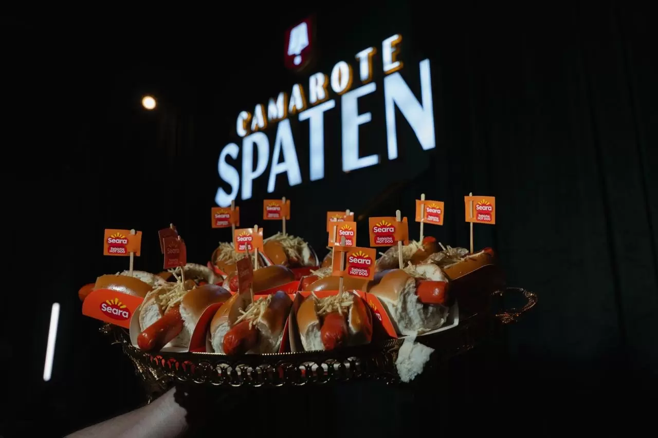 Seara leva sabor e alta gastronomia ao Camarote Spaten na Oktoberfest de Blumenau 2025