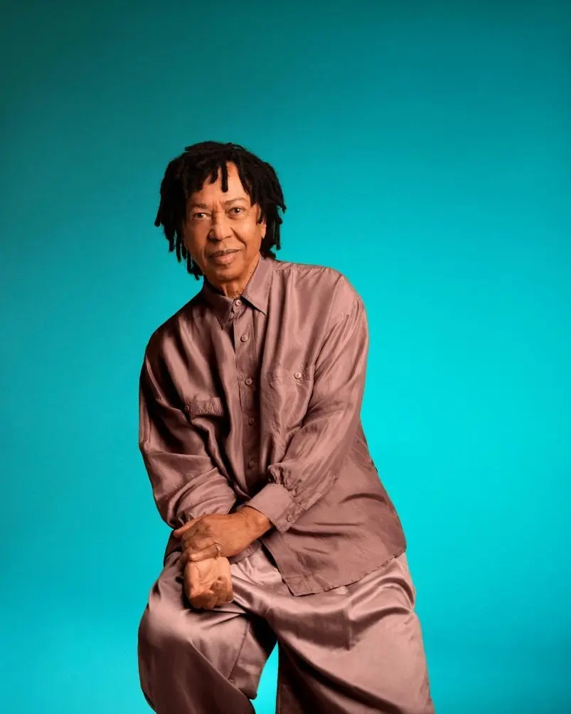 Djavan celebra 50 anos de carreira com turnê nacional