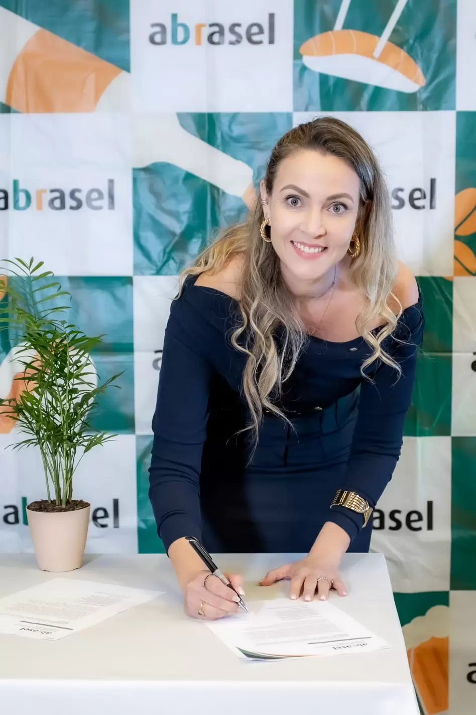 Novo Conselho da Abrasel SC toma posse com foco no fortalecimento do empreendedorismo no estado