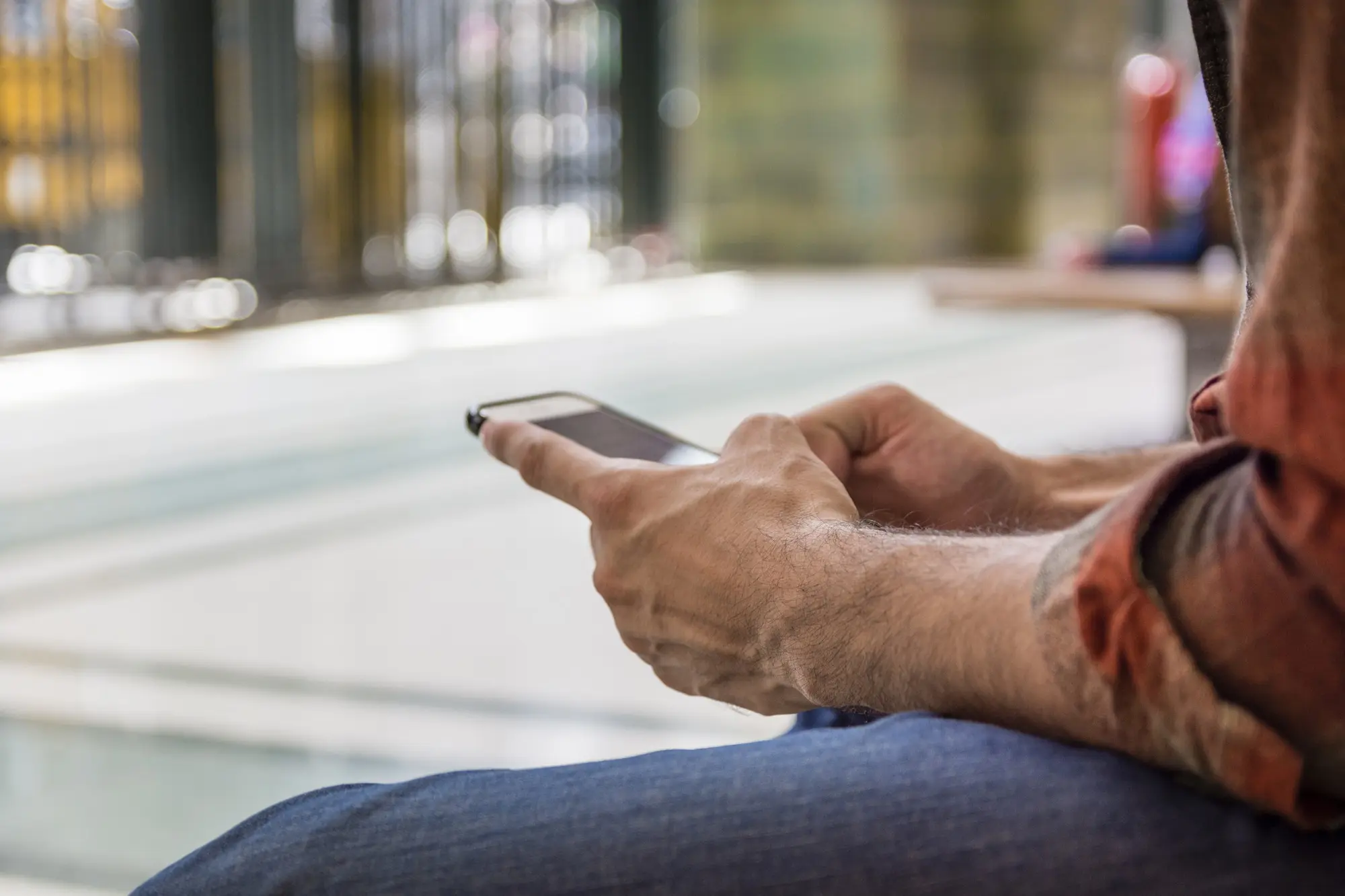 Segurança digital: Sicoob orienta sobre prevenção de fraudes durante o período de férias