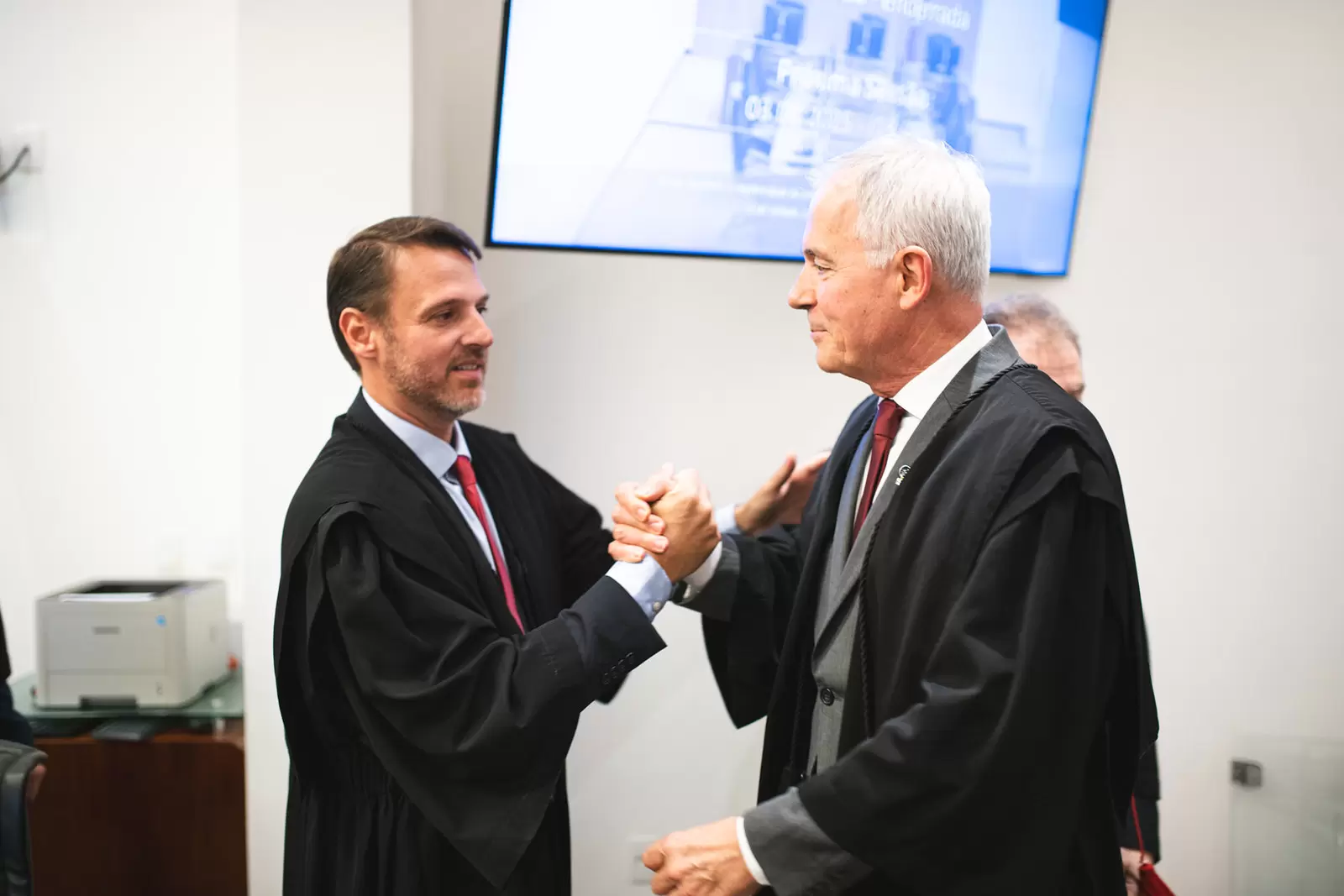 Ouvidor conclui mandato no TRE-SC após modernização tecnológica para o eleitor