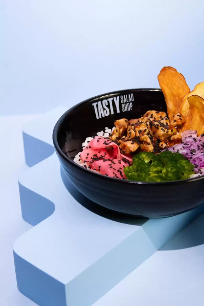 Tasty Salad Shop chega à Santa Catarina com um cardápio pensado para descomplicar a alimentação saudável