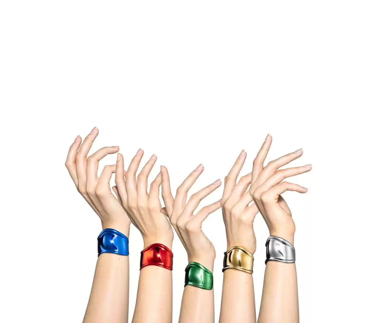 Tiffany & Co. divulga uma edição especial do bracelete ‘Bone’ de Elsa Peretti