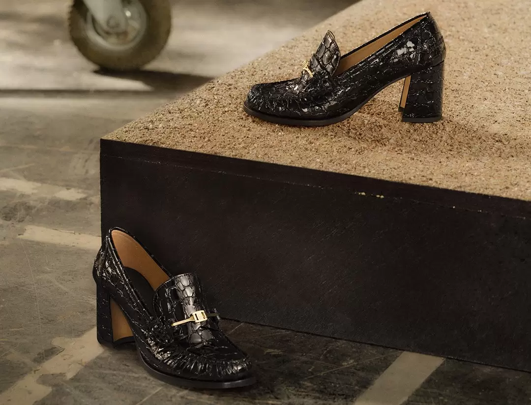 Elegância urbana: os novos mocassins Ferragamo chegam para a temporada Pre-Fall 2025