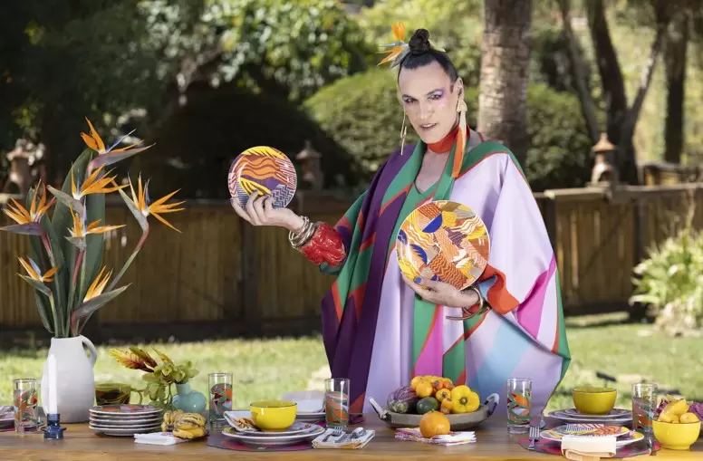 Tok&Stok apresenta coleção Vibra Verão assinada por Dudu Bertholini