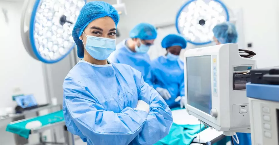 Acompanhante em procedimentos cirúrgicos é obrigatório?
