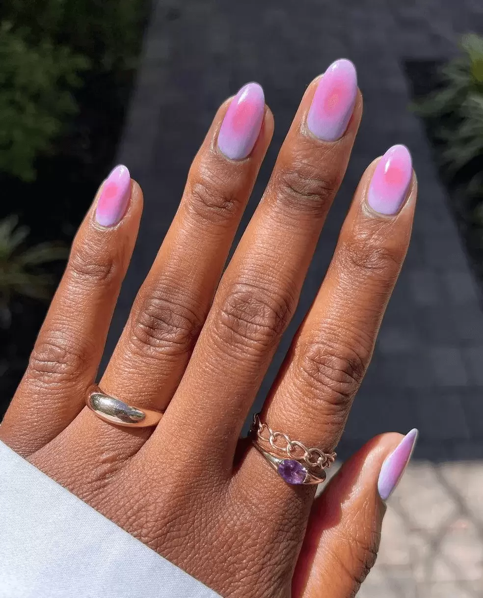 Aura nails: Aprenda a tendência do momento!