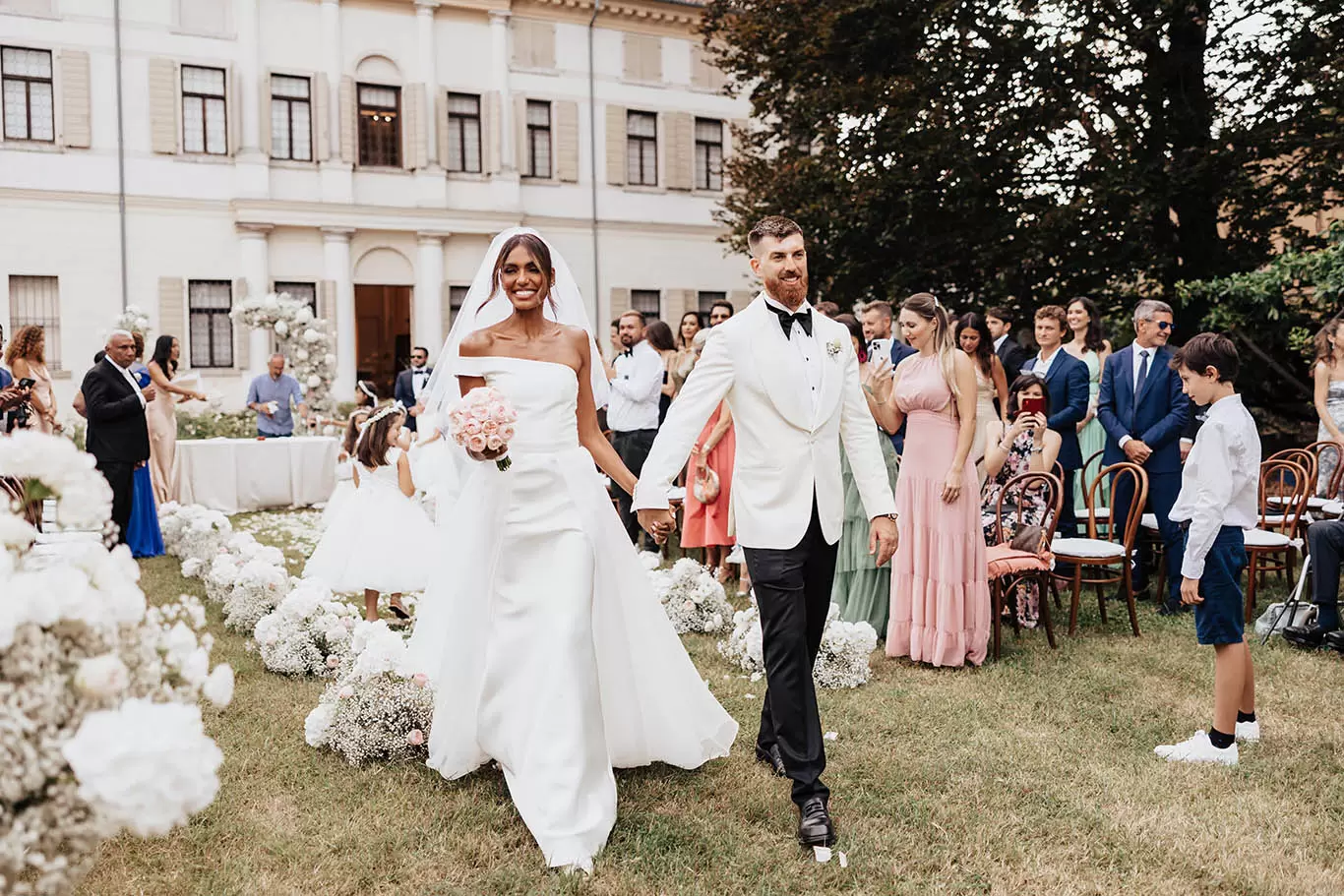 Supermodelo reúne famosos em casamento em Veneza