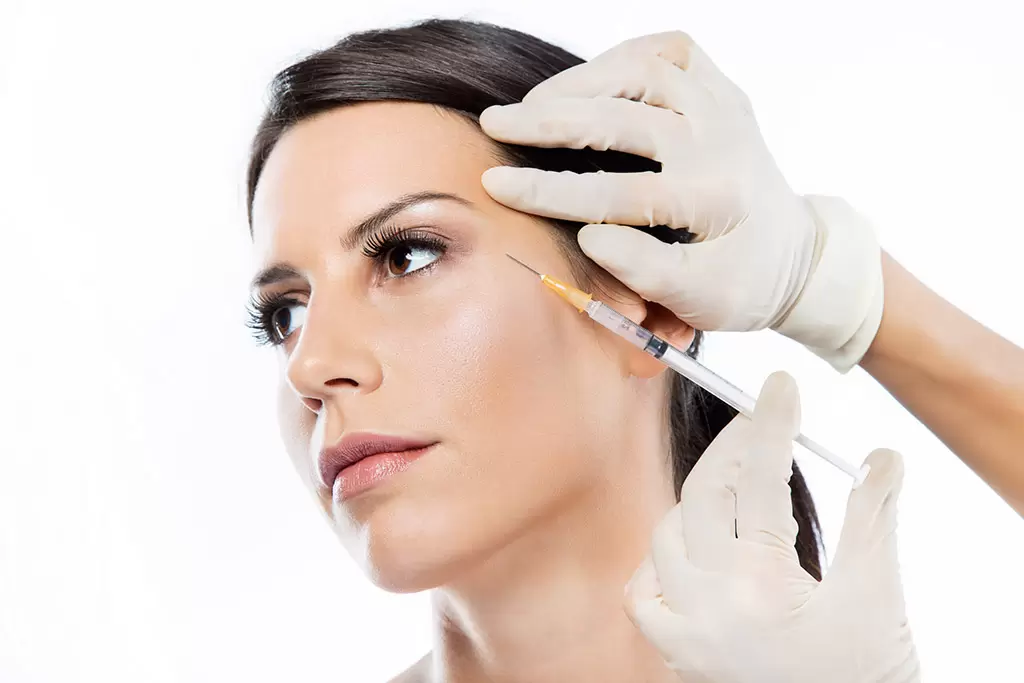 Enxerto de gordura redefine contornos faciais e se torna alternativa natural a preenchedores artificiais