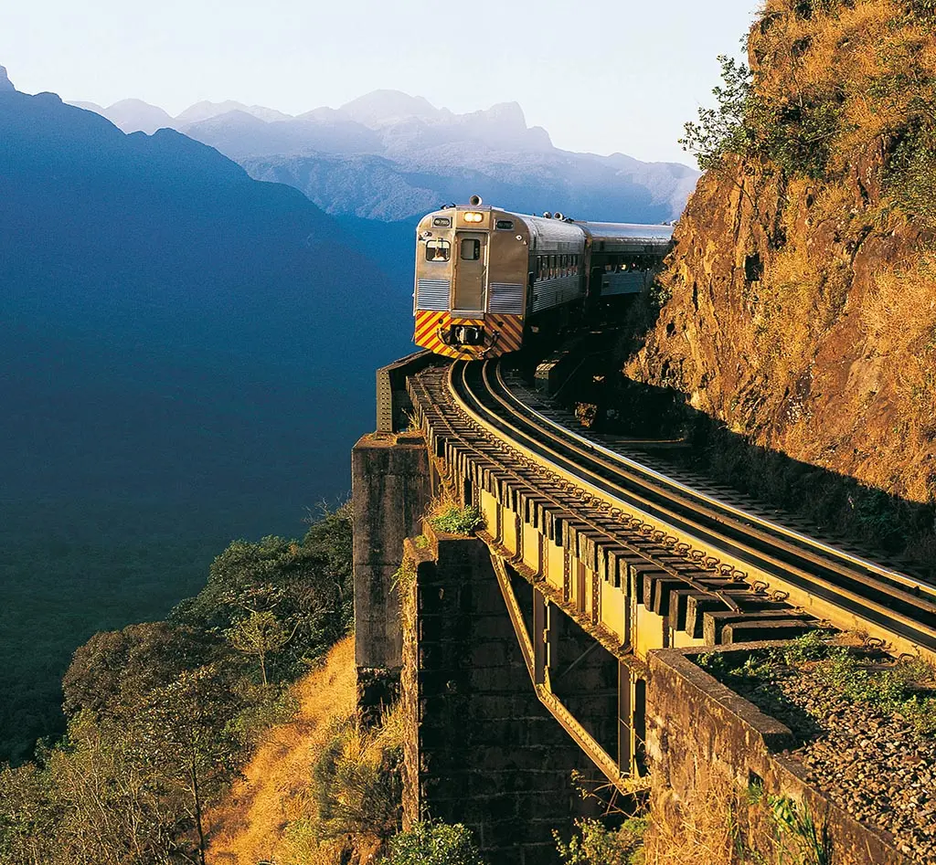 Trem da Serra do Mar Paranaense inicia operação diária e projeta crescimento de 14% no fluxo de turistas na alta temporada
