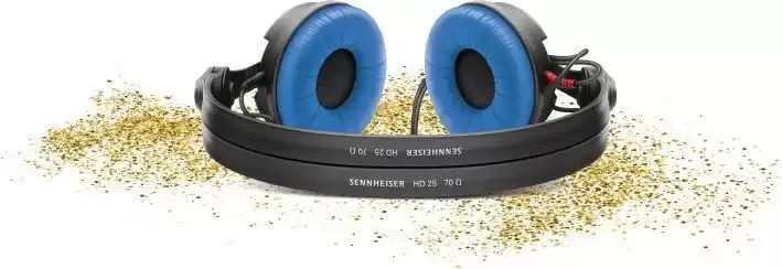 Chega no Brasil a edição limitada do icônico HD 25 Blue da Sennheiser