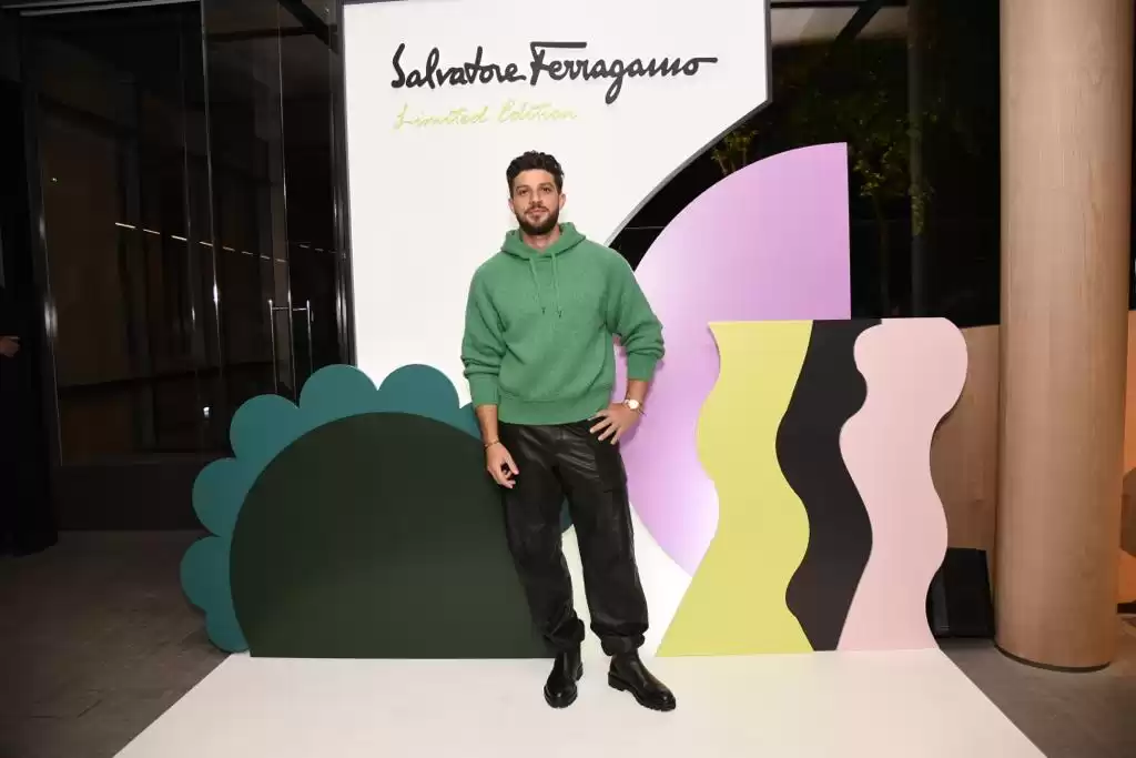 Com Chay Suede, a Salvatore Ferragamo apresenta sua coleção Limited Edition em coquetel no Apartamento JK em São Paulo