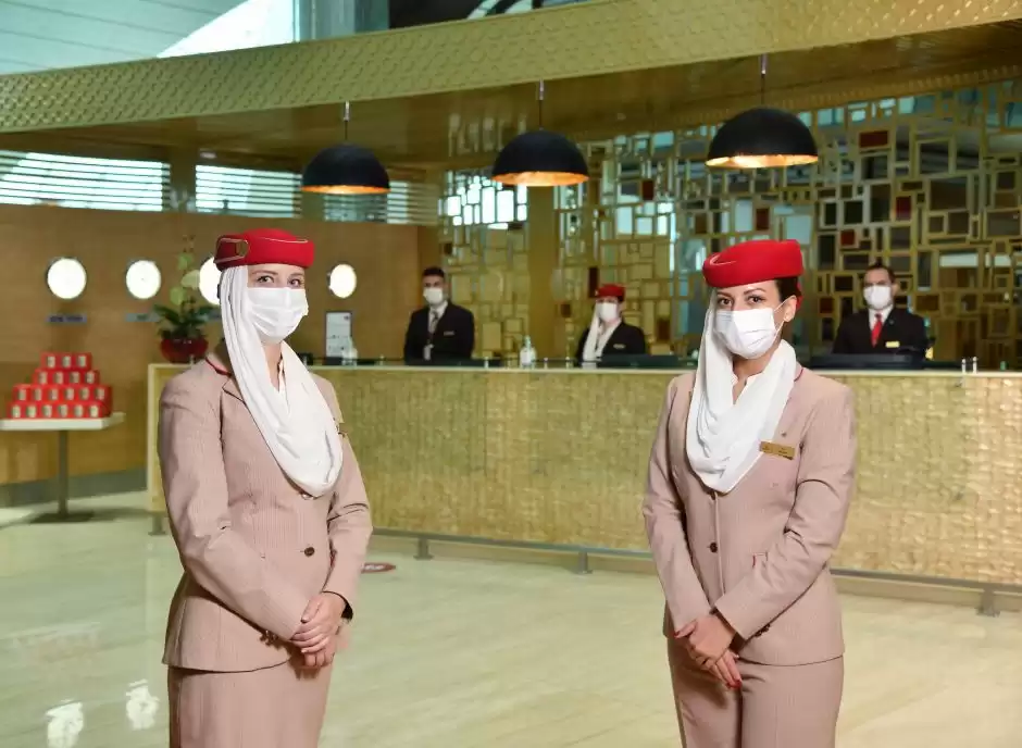 Emirates reabre lounge para passageiros da primeira classe no aeroporto de Dubai para atender ao aumento de clientes premium