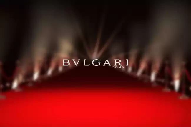 Estrelas brilham em Bulgari no Show de Alta Costura em Paris