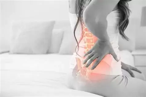 Mulheres e dor lombar: o peso invisível que sobrecarrega o corpo feminino